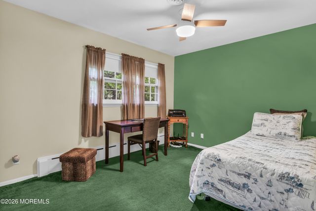 57 Roosevelt Avenue, Morganville, NJ 07751