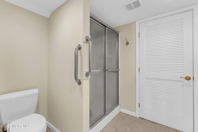 57 Roosevelt Avenue, Morganville, NJ 07751