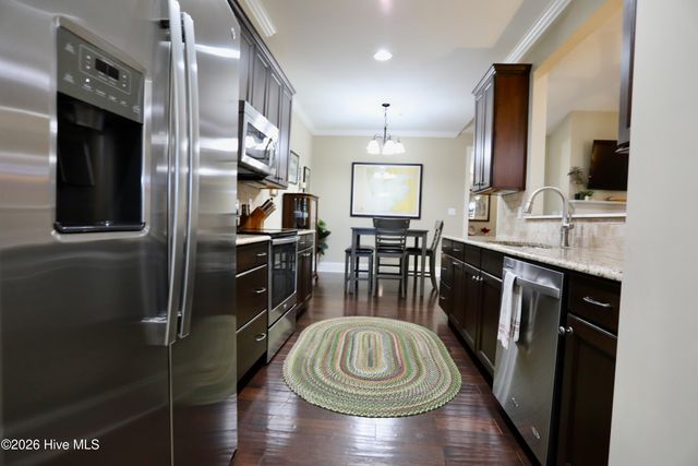 20 Shadow Creek Court, Pinehurst, NC 28374