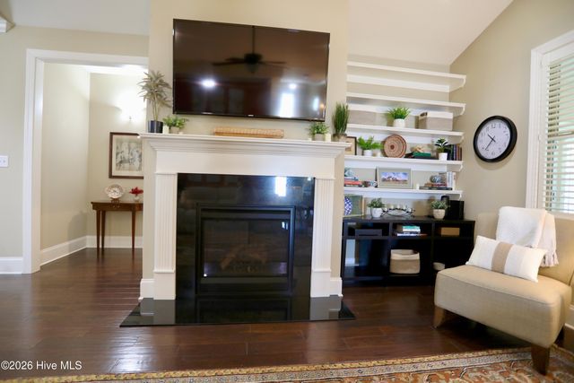 20 Shadow Creek Court, Pinehurst, NC 28374