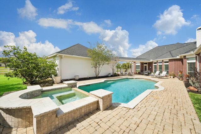 6042 Blackberry Cove Lane, Richmond, TX 77469