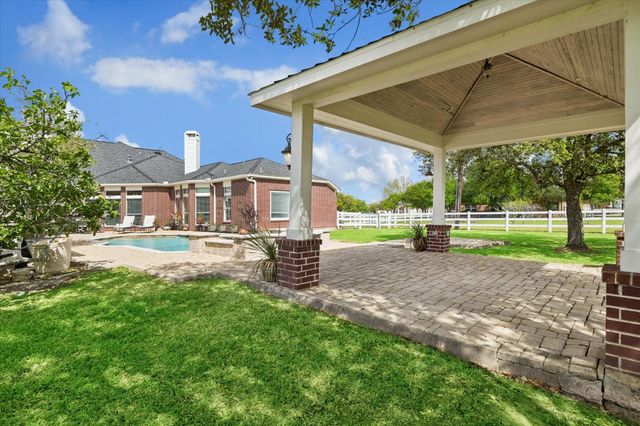 6042 Blackberry Cove Lane, Richmond, TX 77469