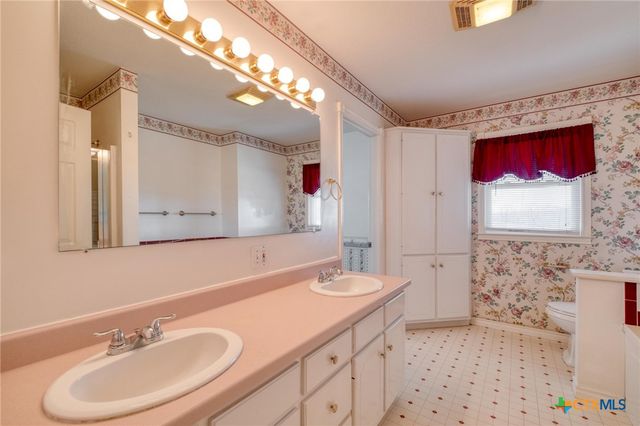 829 State Highway 21, Cedar Creek, TX 78612