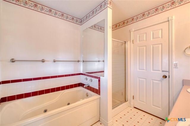 829 State Highway 21, Cedar Creek, TX 78612