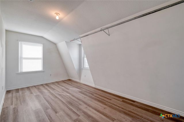 829 State Highway 21, Cedar Creek, TX 78612