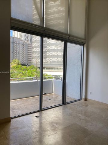 1050 Brickell Ave 220, Miami, FL 33131