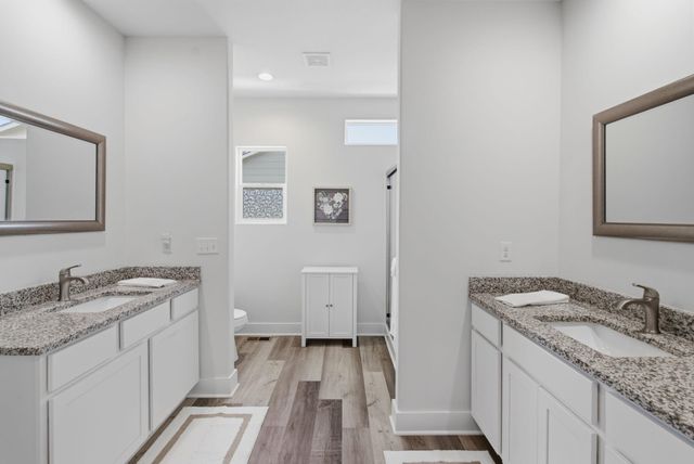 8203 W Lang St, Wichita, KS 67205
