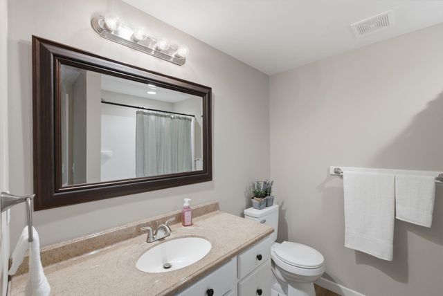 8203 W Lang St, Wichita, KS 67205
