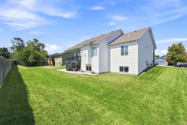 8203 W Lang St, Wichita, KS 67205