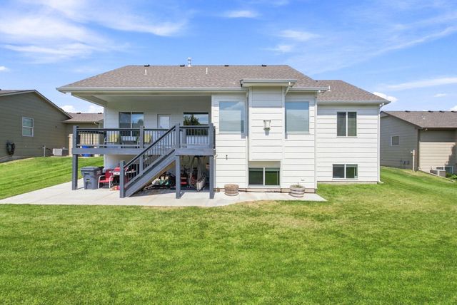 8203 W Lang St, Wichita, KS 67205
