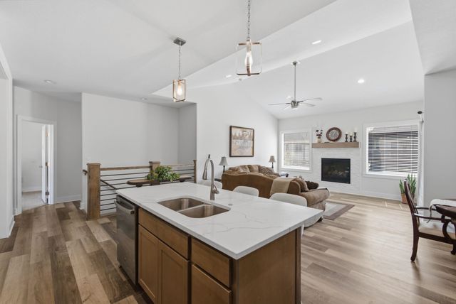 8203 W Lang St, Wichita, KS 67205