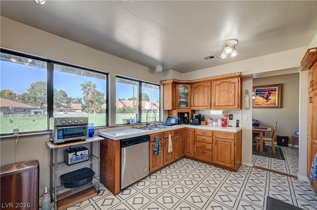 3568 Taos Lane, Las Vegas, NV 89121
