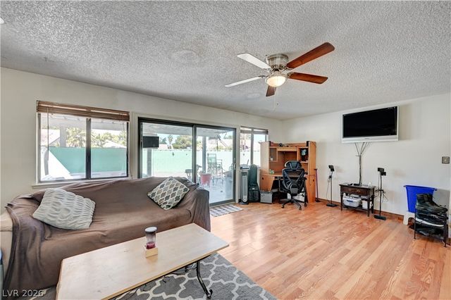 3568 Taos Lane, Las Vegas, NV 89121