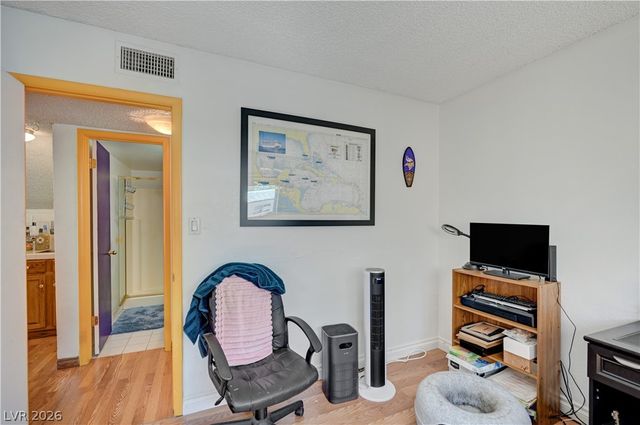 3568 Taos Lane, Las Vegas, NV 89121