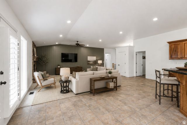 807 W 2240 N, Pleasant Grove, UT 84062