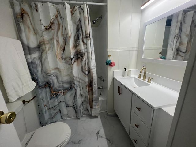 4310 Viola Drive 812, Greenacres, FL 33463