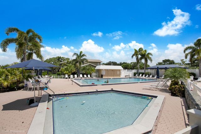 18440 SE Wood Haven Lane C, Jupiter, FL 33469
