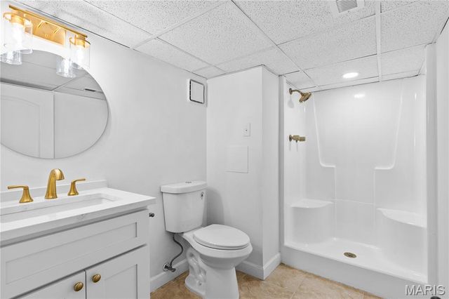 525 Beaucaire Drive, St Louis, MO 63122
