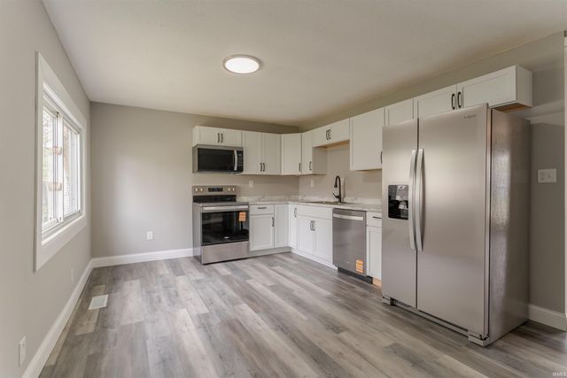 2524 E Riverside Drive, Evansville, IN 47714