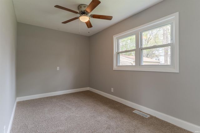 2524 E Riverside Drive, Evansville, IN 47714