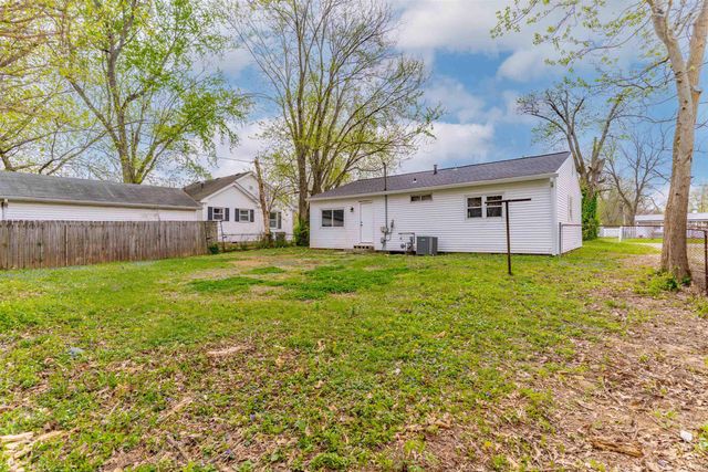 2524 E Riverside Drive, Evansville, IN 47714