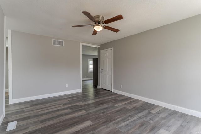 2524 E Riverside Drive, Evansville, IN 47714