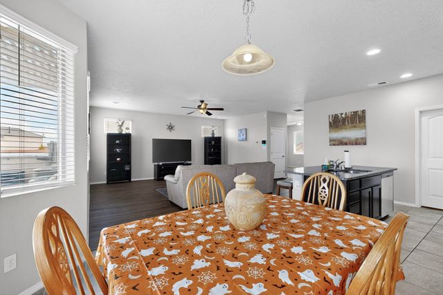 5844 Union Drive NE, Rio Rancho, NM 87144