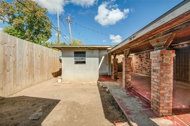 905 Bank Drive, Galena Park, TX 77547