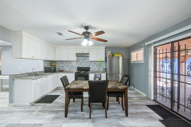 905 Bank Drive, Galena Park, TX 77547