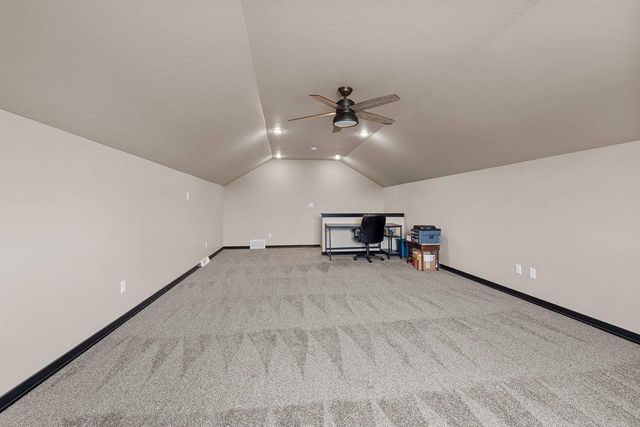 458 HIGH RIDGE TRAIL, Pulaski, WI 54162