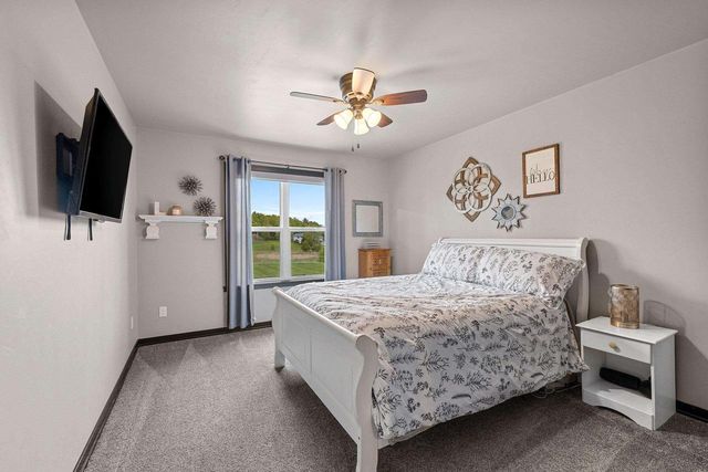 458 HIGH RIDGE TRAIL, Pulaski, WI 54162