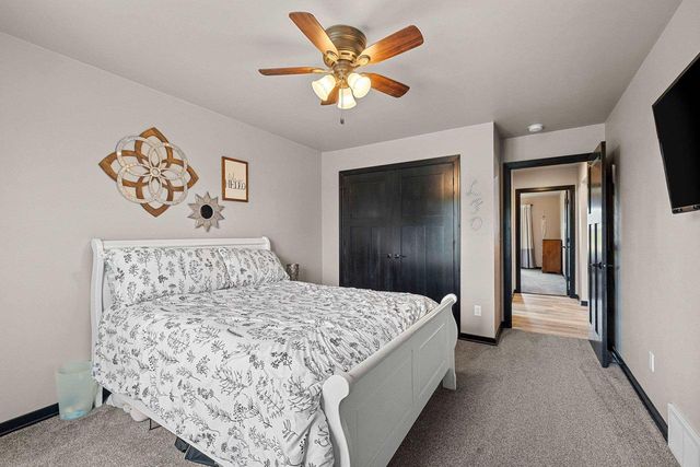 458 HIGH RIDGE TRAIL, Pulaski, WI 54162