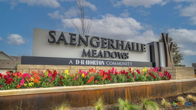 1032 VILLAGE Run, Seguin, TX 78155