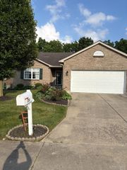 2308 Mossy Grove, Hamilton, OH 45013