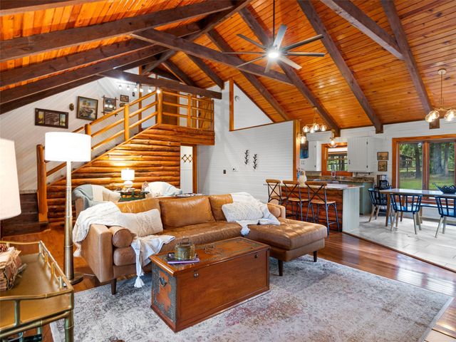 220 Dale DR, Avinger, TX 75630