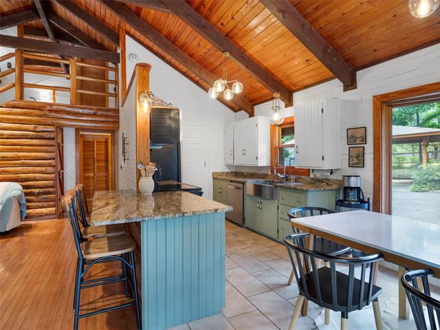 220 Dale DR, Avinger, TX 75630