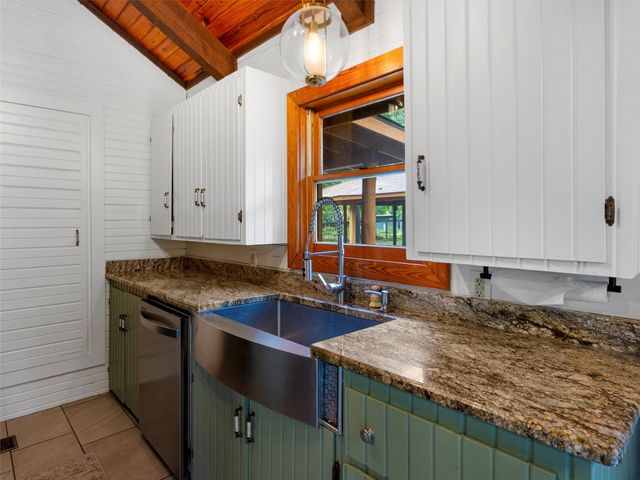 220 Dale DR, Avinger, TX 75630