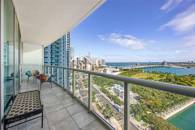 888 Biscayne Boulevard 2009, Miami, FL 33132