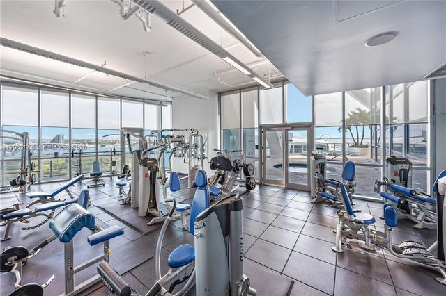 888 Biscayne Boulevard 2009, Miami, FL 33132