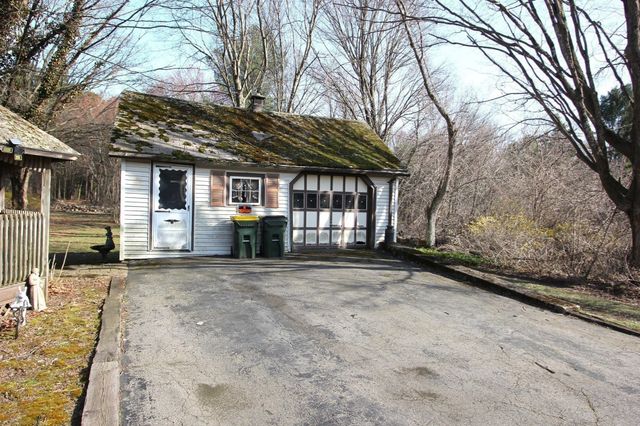 300 Chestnut St, Franklin, MA 02038
