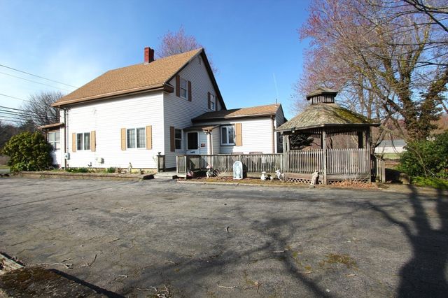 300 Chestnut St, Franklin, MA 02038