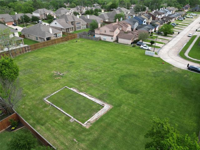 540 Birdsong Drive, League City, TX 77573