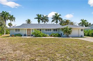 1874 Ibis LN, Sanibel, FL 33957