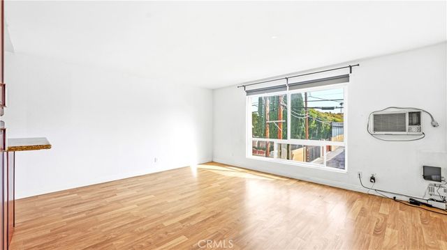 5585 E Pacific Coast 230, Long Beach, CA 90804