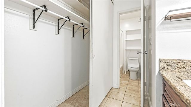 5585 E Pacific Coast 230, Long Beach, CA 90804