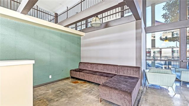 5585 E Pacific Coast 230, Long Beach, CA 90804