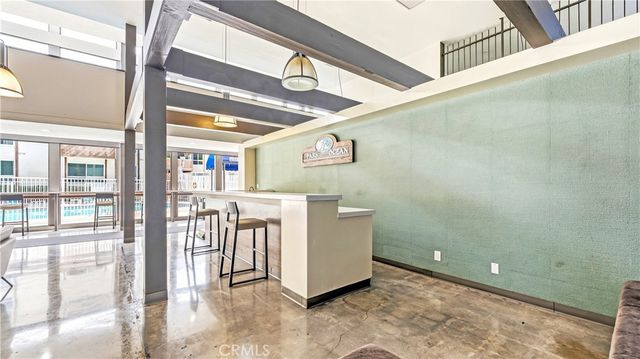 5585 E Pacific Coast 230, Long Beach, CA 90804