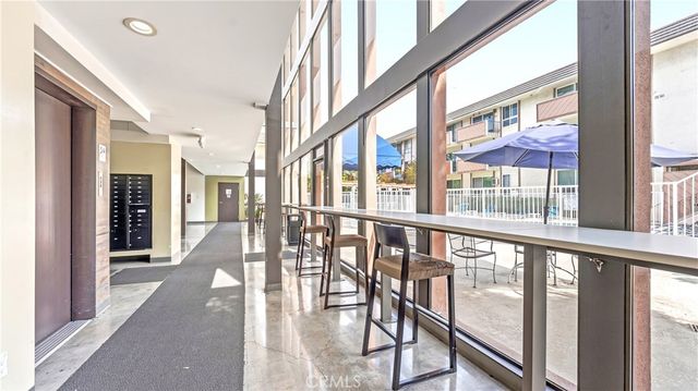 5585 E Pacific Coast 230, Long Beach, CA 90804