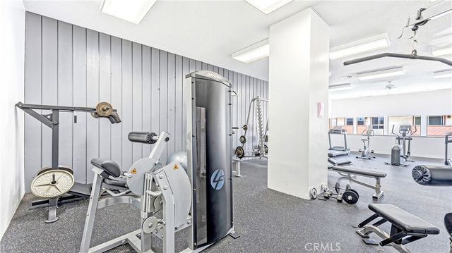 5585 E Pacific Coast 230, Long Beach, CA 90804