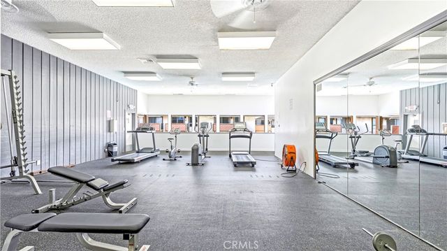 5585 E Pacific Coast 230, Long Beach, CA 90804